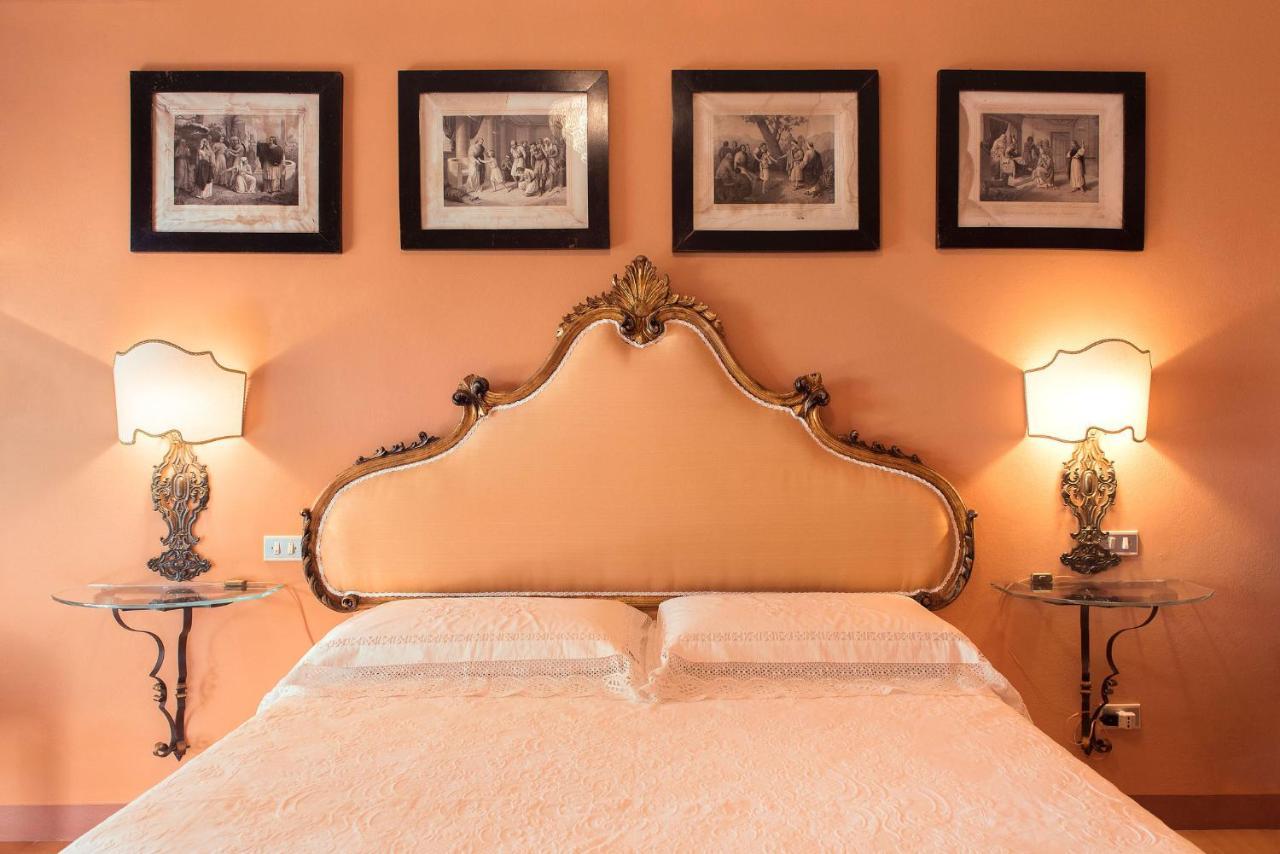 B&B Alla Mezza Luna Lonato Exterior photo
